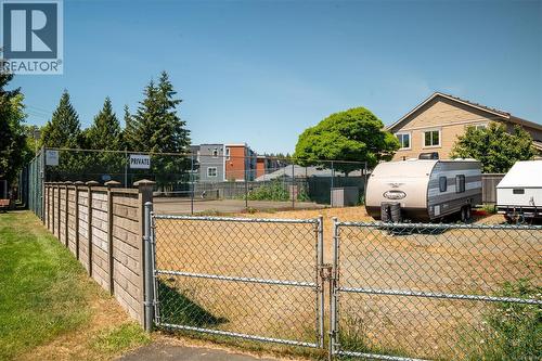 28 717 Aspen Rd, Comox, BC - Outdoor