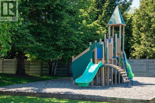 28 717 Aspen Rd, Comox, BC - Outdoor