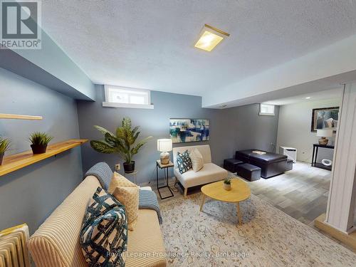 192 Pine Street, Belleville (Belleville Ward), ON - Indoor