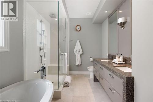 61 Lake Street Unit# 3, Grimsby, ON - Indoor Photo Showing Bathroom