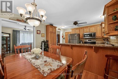 8 Bernard Crescent, Augusta, ON - Indoor Photo Showing Dining Room