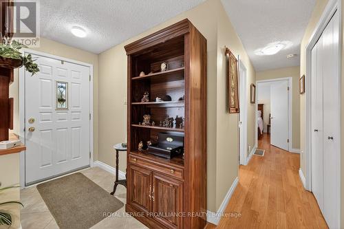 8 Bernard Crescent, Augusta, ON - Indoor Photo Showing Other Room