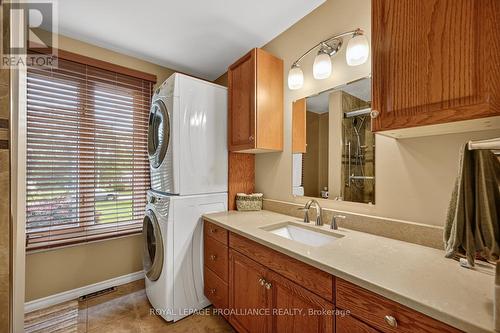 8 Bernard Crescent, Augusta, ON - Indoor Photo Showing Laundry Room