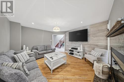 48 Hudson Drive, Brampton, ON - Indoor Photo Showing Living Room