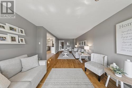 48 Hudson Drive, Brampton, ON - Indoor Photo Showing Living Room