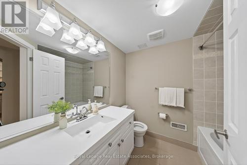 48 Hudson Drive, Brampton, ON - Indoor Photo Showing Bathroom
