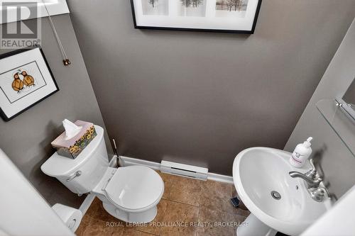 59 Silver Street, Kingston (Central City West), ON - Indoor Photo Showing Bathroom