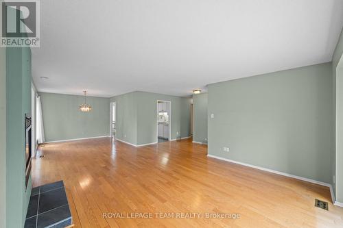 13 Arbor Ridge, Ottawa, ON - Indoor Photo Showing Other Room