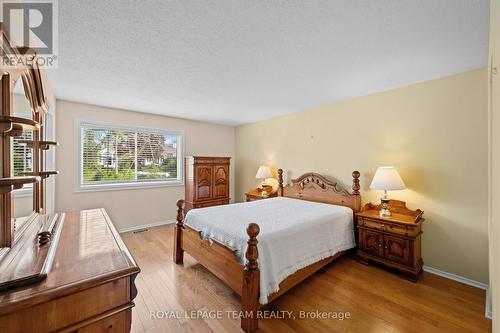 13 Arbor Ridge, Ottawa, ON - Indoor Photo Showing Bedroom