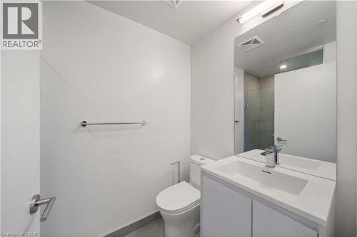 1 Quarrington Lane Unit# 1004, Toronto, ON - Indoor Photo Showing Bathroom