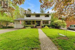 29 HILLCROFT DRIVE Kingston (Central City East), ON K7L 4E8