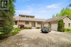 384 SOUTH RIVER Road Centre Wellington, ON N0B 1S0