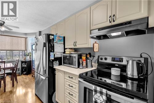 200 Jamieson Parkway Unit# 712, Cambridge, ON - Indoor Photo Showing Kitchen
