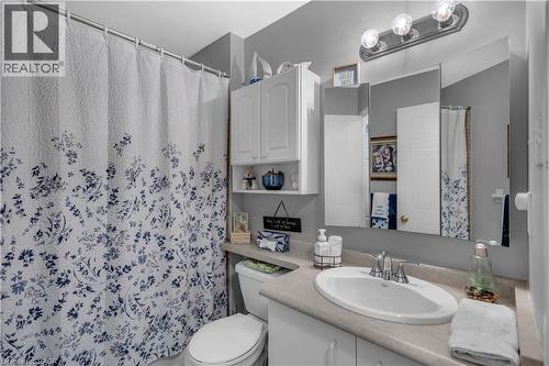 200 Jamieson Parkway Unit# 712, Cambridge, ON - Indoor Photo Showing Bathroom