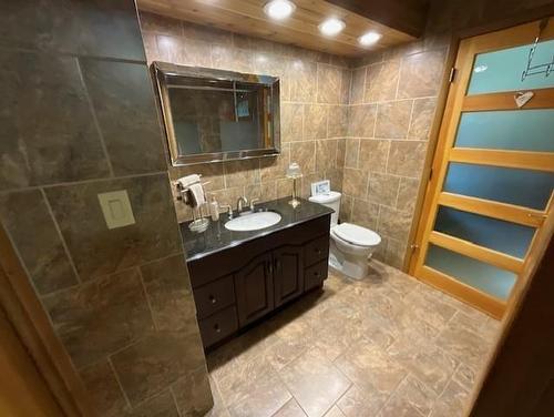90 Mooswa Drive, Onanole, MB - Indoor Photo Showing Bathroom