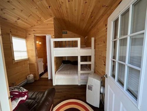 90 Mooswa Drive, Onanole, MB - Indoor Photo Showing Other Room