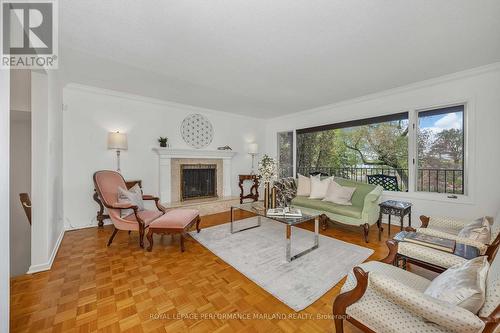31 Aylen Avenue, Ottawa, ON - Indoor Photo Showing Living Room With Fireplace