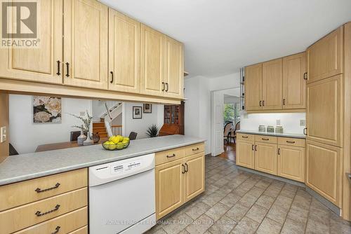 31 Aylen Avenue, Ottawa, ON - Indoor Photo Showing Kitchen