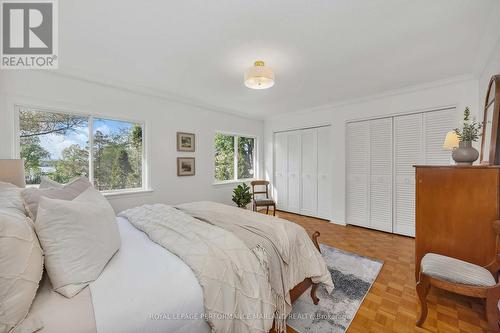 31 Aylen Avenue, Ottawa, ON - Indoor Photo Showing Bedroom