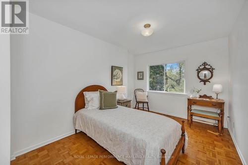 31 Aylen Avenue, Ottawa, ON - Indoor Photo Showing Bedroom