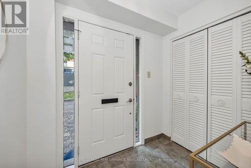 31 Aylen Avenue, Ottawa, ON - Indoor Photo Showing Other Room
