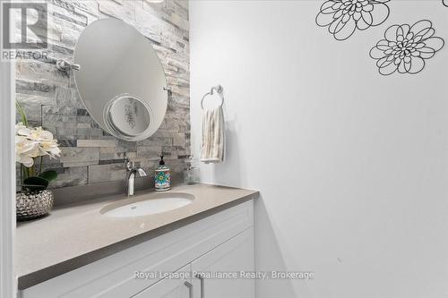 90 Barley Trail, Stirling-Rawdon (Stirling Ward), ON - Indoor Photo Showing Bathroom