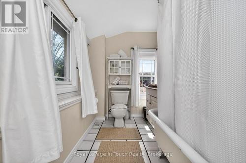 615 Bay Street, Midland, ON - Indoor Photo Showing Bathroom