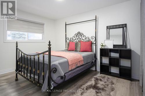 263 Cook Street, Barrie, ON - Indoor Photo Showing Bedroom