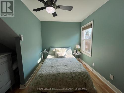 7 Third Avenue, Kingston (East Of Sir John A. Blvd), ON - Indoor Photo Showing Bedroom