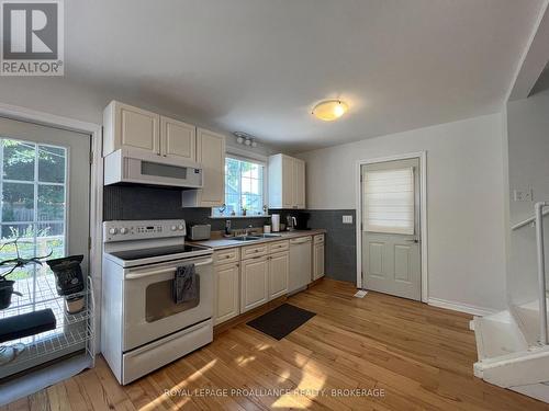 7 Third Avenue, Kingston (East Of Sir John A. Blvd), ON - Indoor Photo Showing Kitchen With Double Sink