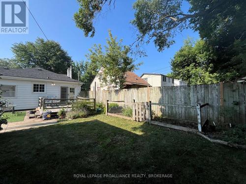 7 Third Avenue, Kingston (East Of Sir John A. Blvd), ON - Outdoor