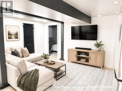 442 Scenic Drive, London South (South J), ON - Indoor Photo Showing Living Room