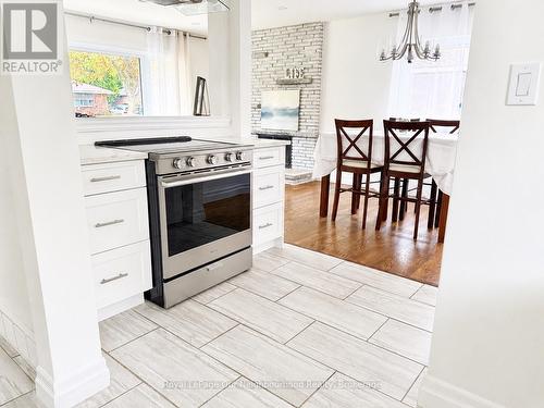 442 Scenic Drive, London South (South J), ON - Indoor Photo Showing Kitchen