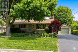 92 DEAN AVENUE Guelph (Dovercliffe Park/Old University), ON N1G 1L6