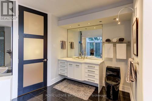 14 James Court, Woolwich, ON - Indoor Photo Showing Bathroom