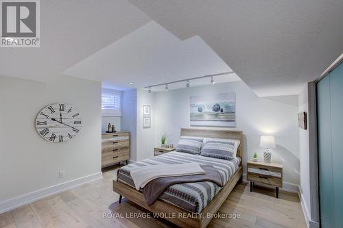 14 James Court, Woolwich, ON - Indoor Photo Showing Bedroom
