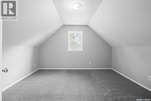 33 Merritt Crescent, Regina, SK - Indoor Photo Showing Other Room