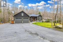 123 DESROCHES TRAIL Tiny, ON L9M 1R3