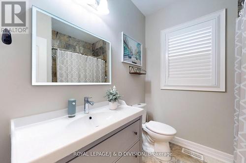 123 Desroches Trail, Tiny, ON - Indoor Photo Showing Bathroom