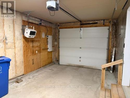 288 Cache Bay Road, West Nipissing (Sturgeon Falls), ON - Indoor Photo Showing Garage