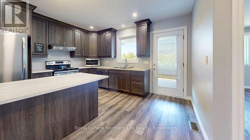 288 Cache Bay Road, West Nipissing (Sturgeon Falls), ON - Indoor Photo Showing Kitchen