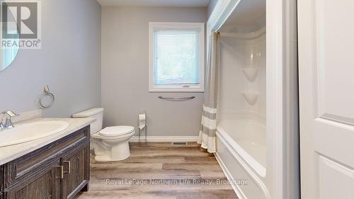 288 Cache Bay Road, West Nipissing (Sturgeon Falls), ON - Indoor Photo Showing Bathroom