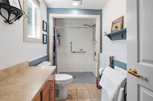 9712 Chemainus Rd, Chemainus, BC 