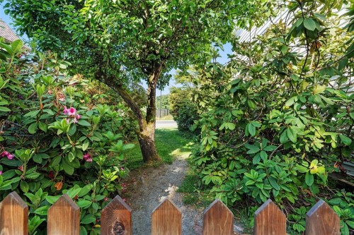 9712 Chemainus Rd, Chemainus, BC 