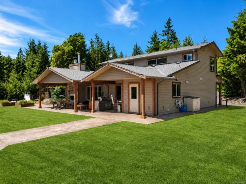 1680 Peligren Pl, Qualicum Beach, BC 