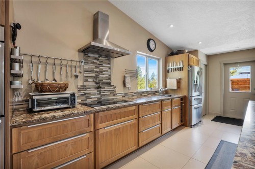 1680 Peligren Pl, Qualicum Beach, BC 