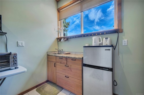 1680 Peligren Pl, Qualicum Beach, BC 