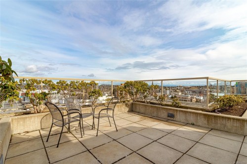 #204-760 Johnson St, Victoria, BC 