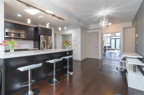#204-760 Johnson St, Victoria, BC 