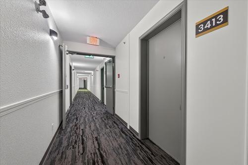 3413-205 Third Avenue, Invermere, BC - Indoor Photo Showing Other Room
